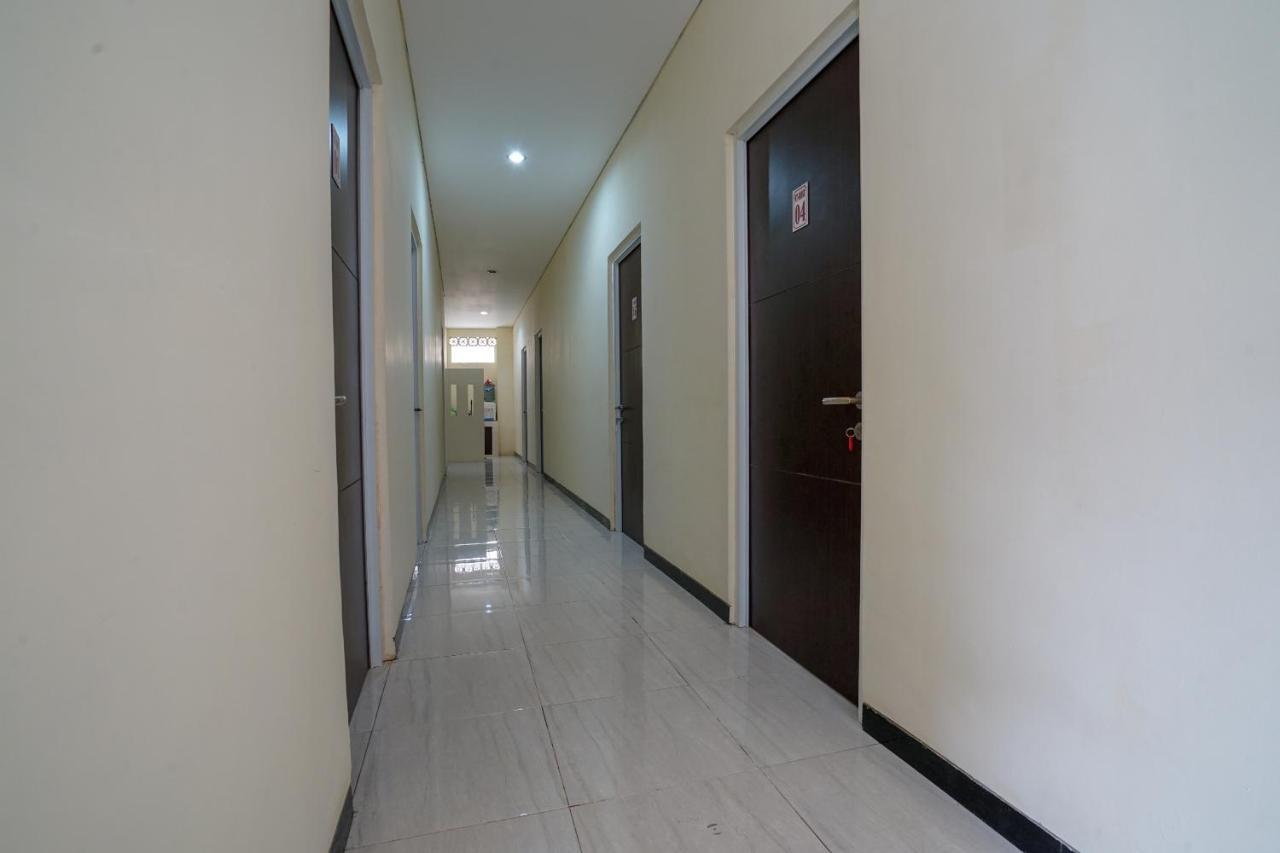 Reddoorz Syariah Near Transmart Mall Palembang Exterior photo